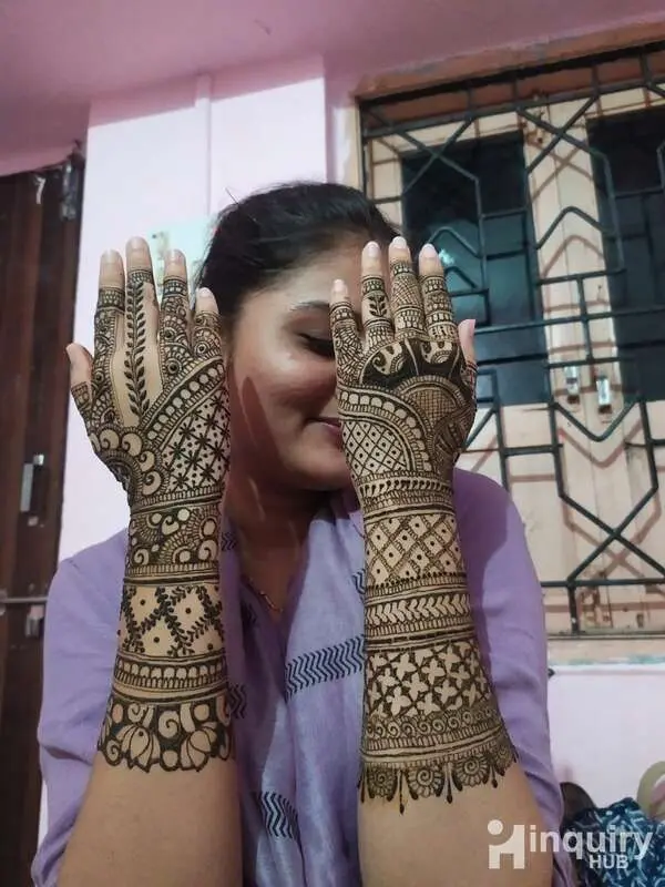Ami Mehandi Artist