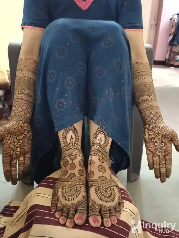 Ami Mehandi Artist