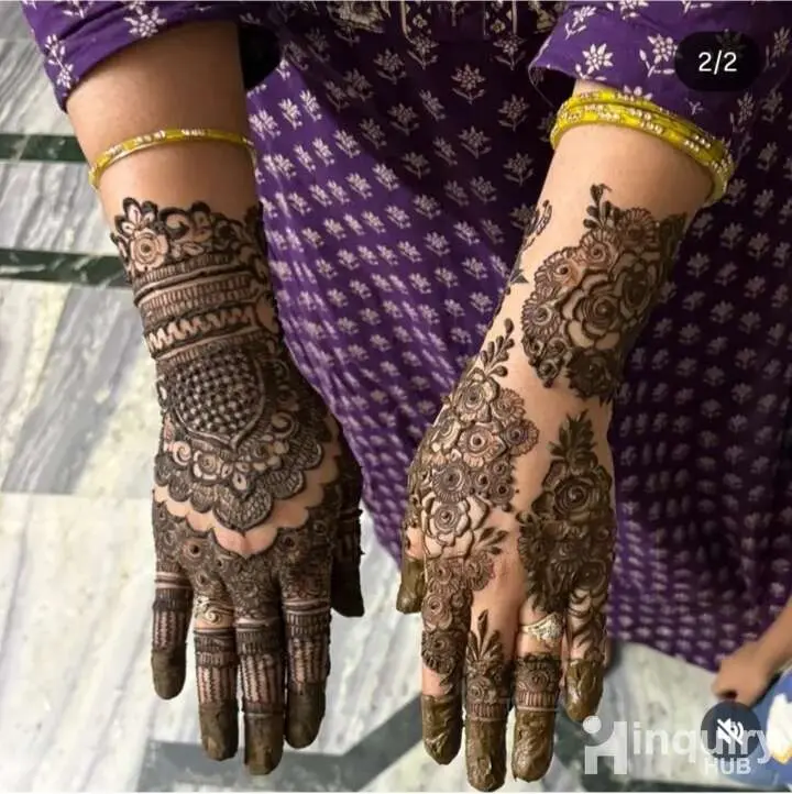 Riza Mehndi Artist 