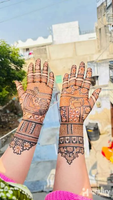 Meenu Mehandi Artist