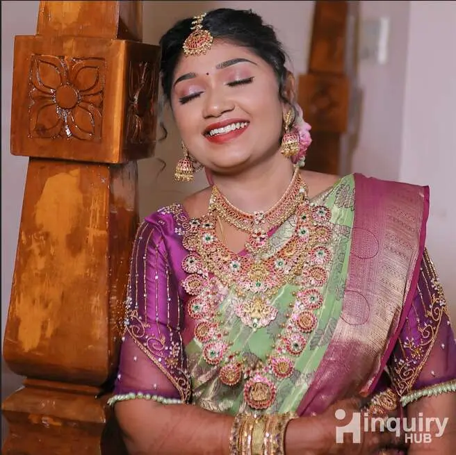 Lexmi Makeupartist   Hairstylist