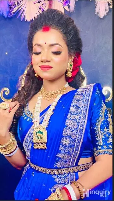 Official Natasha Khan