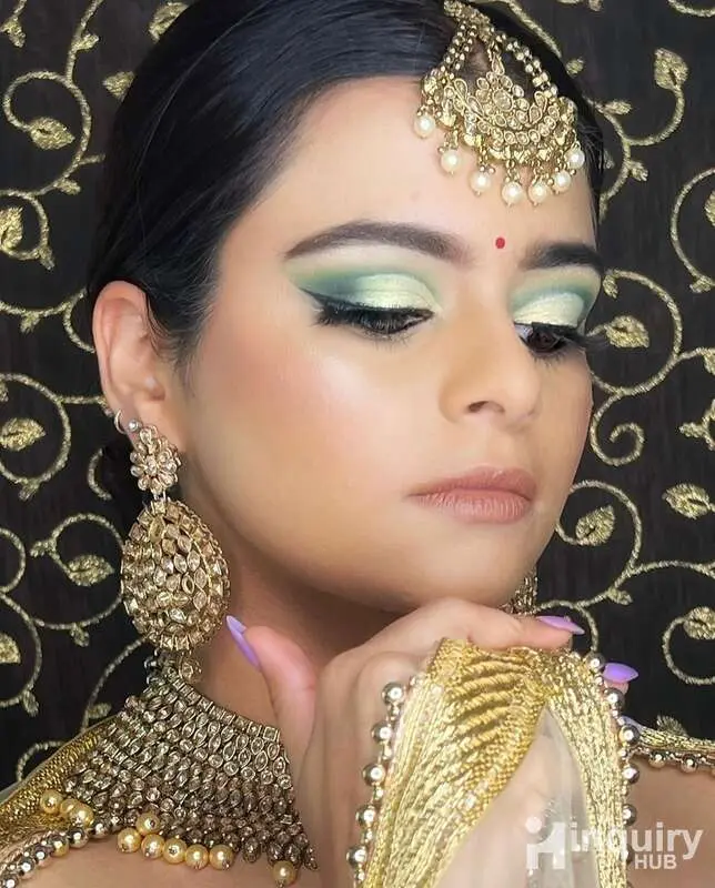Poonam Malekk Makeup Artist