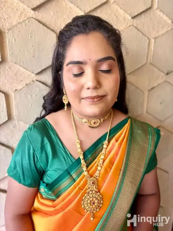 Yashwi Professional Makeover And Beutiartis