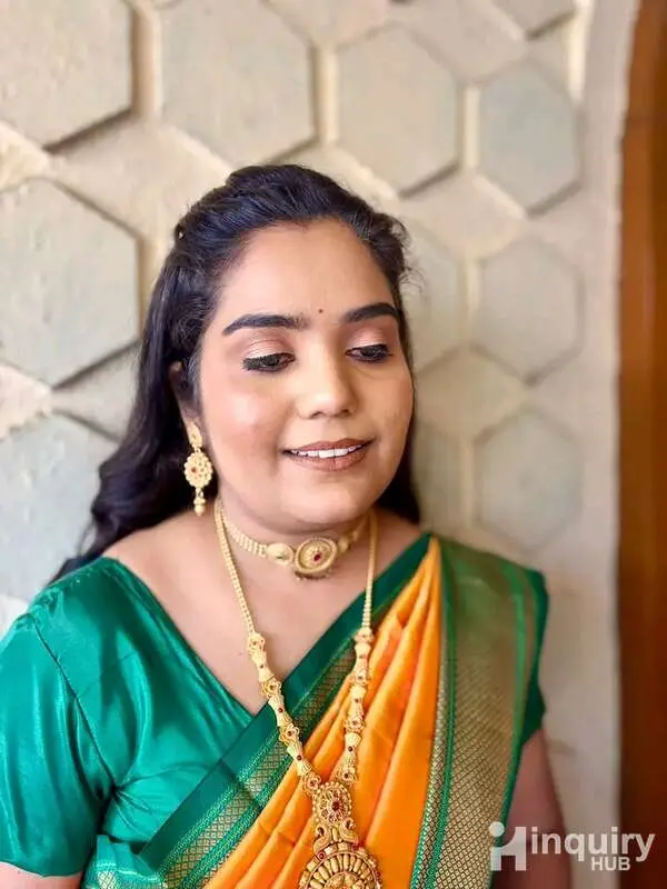 Yashwi Professional Makeover And Beutiartis