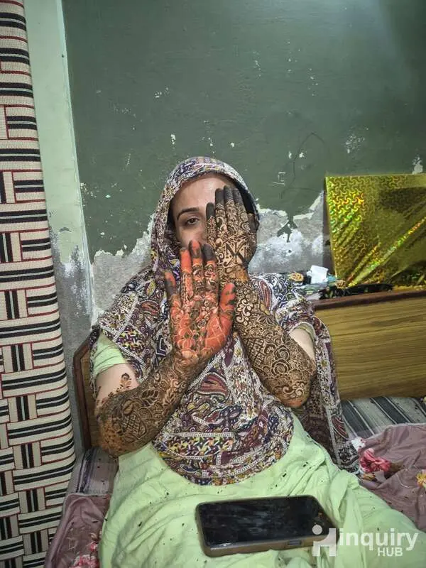 Zoha Mhendi Artist
