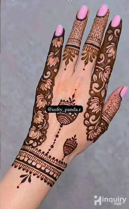 Rashi Mehandi Artist