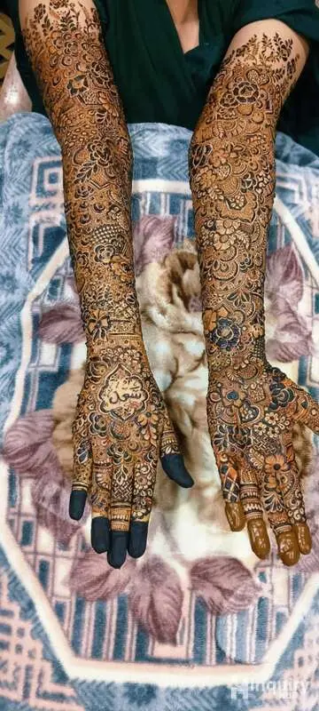 Foziamehendiart