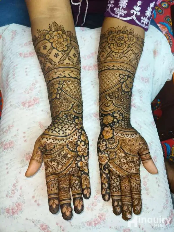 Kismatun Mehandi Artist
