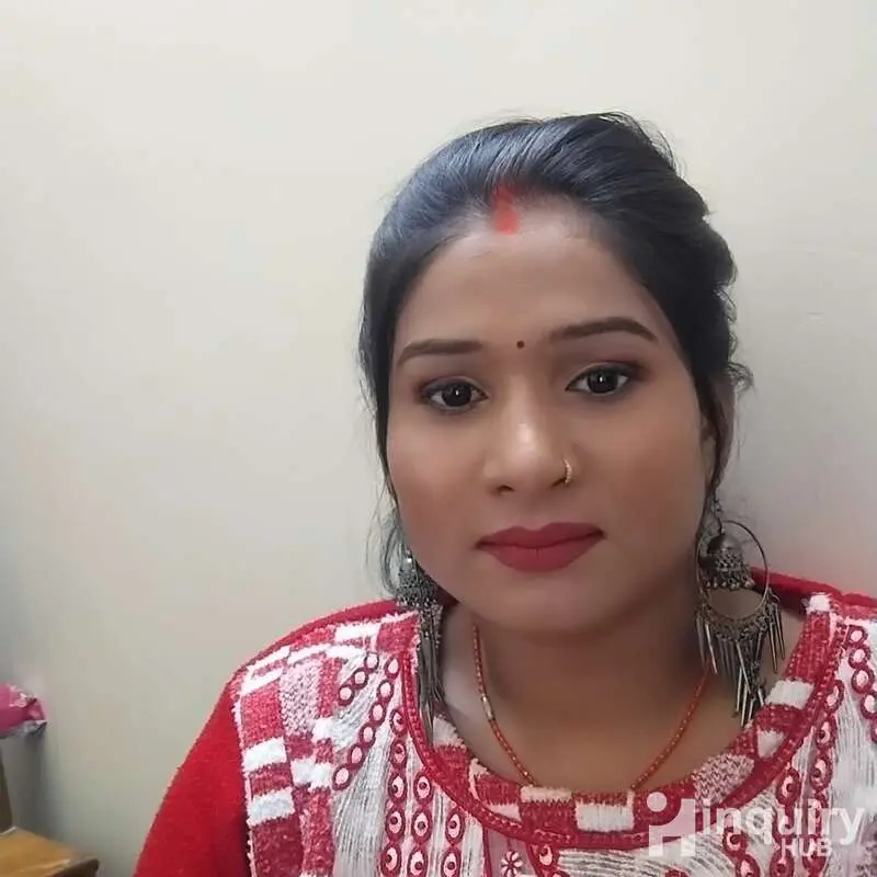 Saachi Makeovers And Nailart