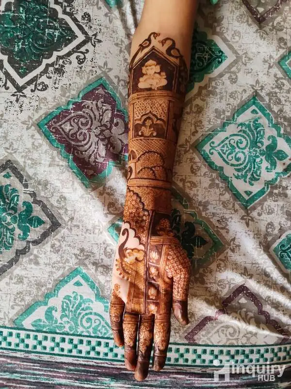 Mehendi Art By Aarti