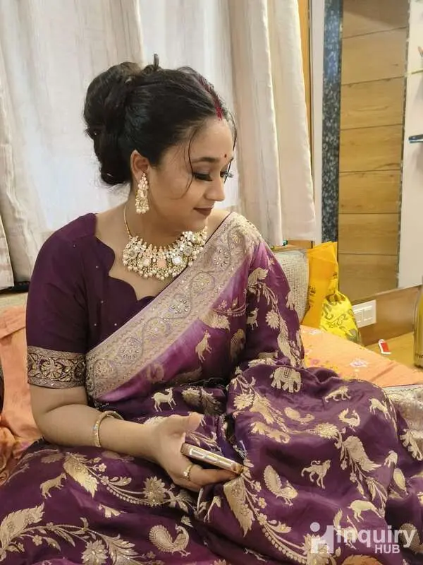 K Mansiprofessional Makeup Artist