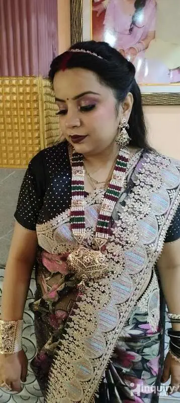 Professional Neha Makeover
