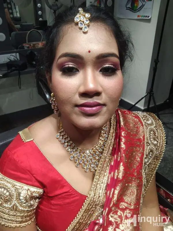 Tanishka Beauty Academy