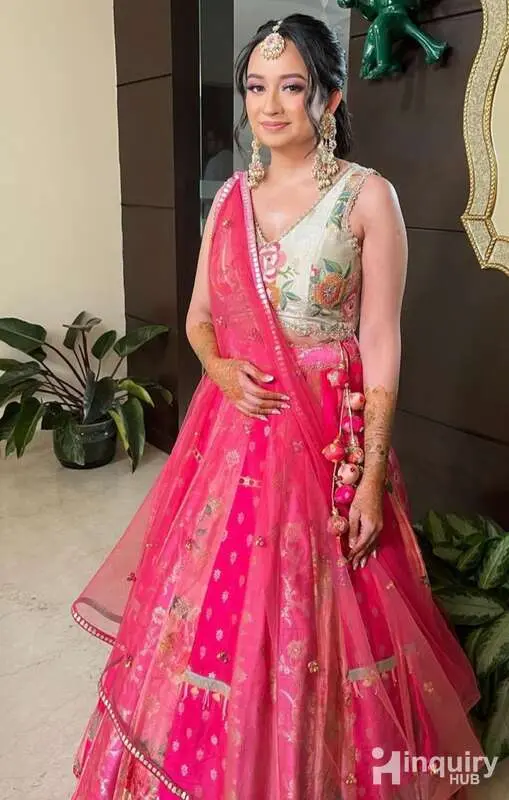 Makeup Artist Divya