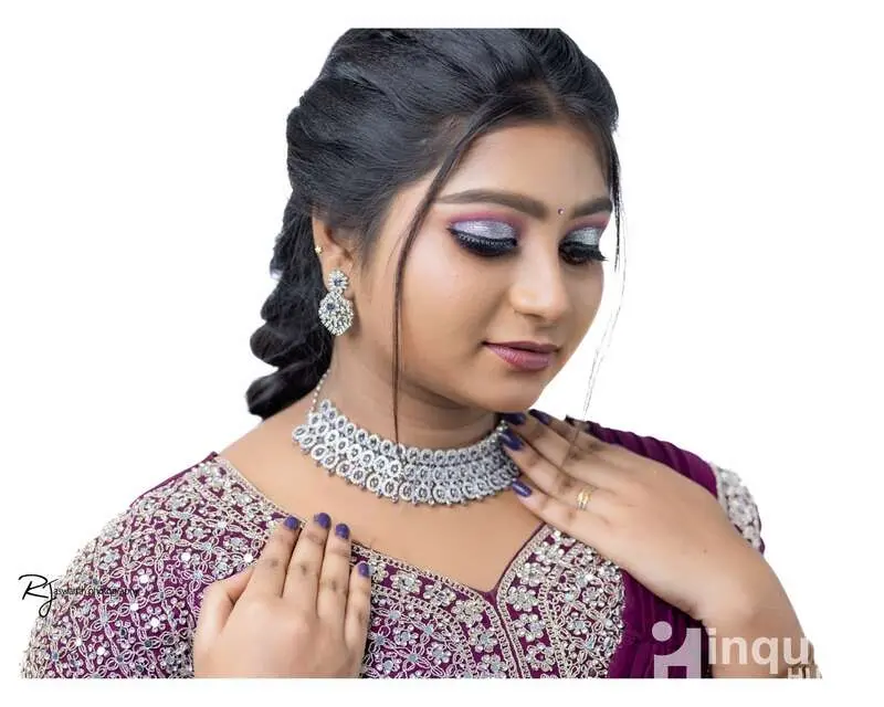 Sm Madhuri Makeup Artist
