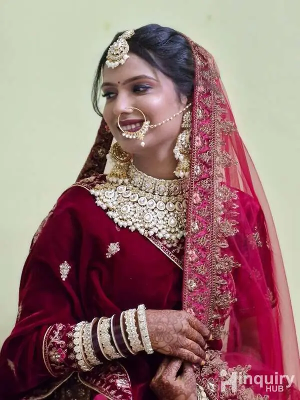 Pinki Mandal Makeup Artist
