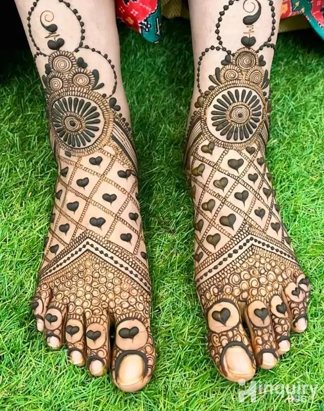 Minu Mehandi Artist