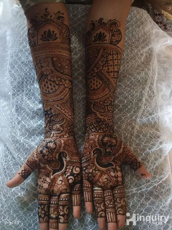 Priya Mehandi Artist