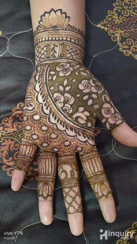 Priya Mehandi Artist