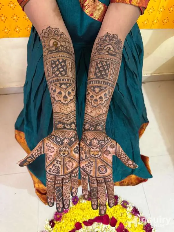 Manasvi Mehendi Art
