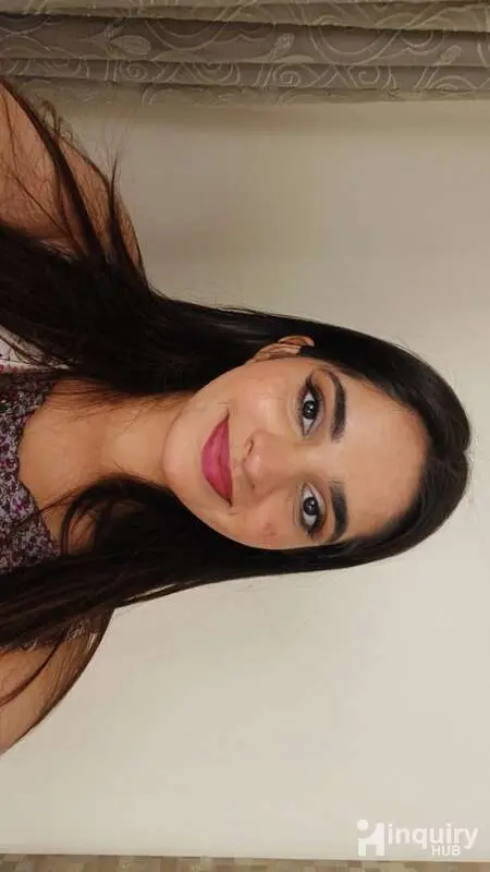 Jaini  Makeup Artist