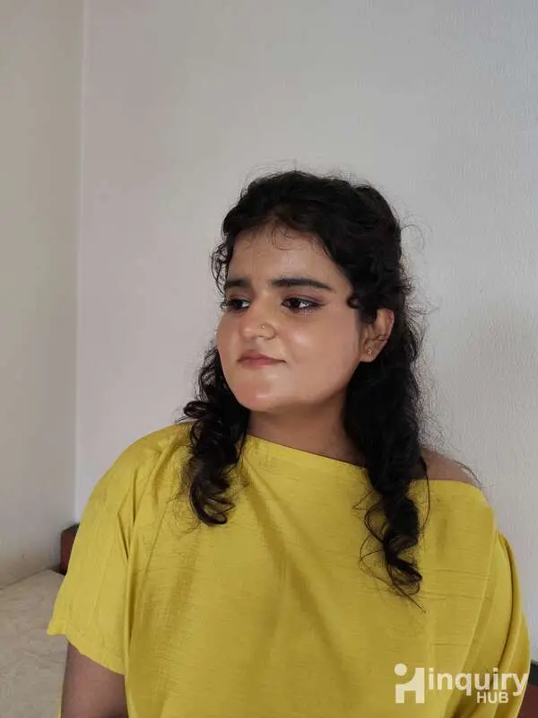 Jaini  Makeup Artist