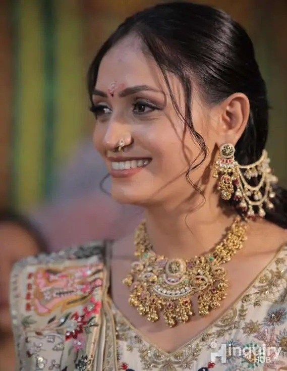 Om Bridal   Classes