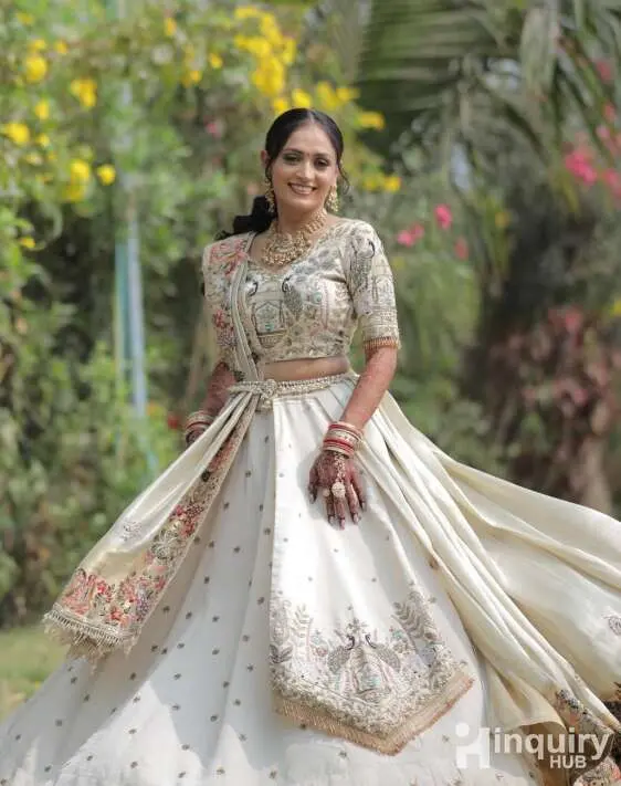 Om Bridal   Classes