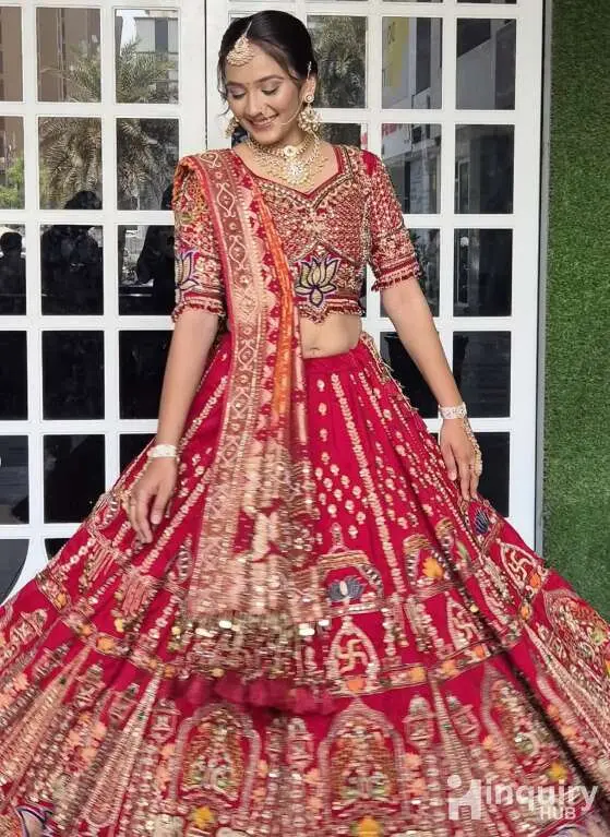 Om Bridal   Classes