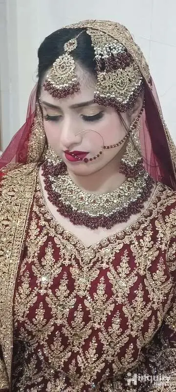 Makeup Artist Nilofer