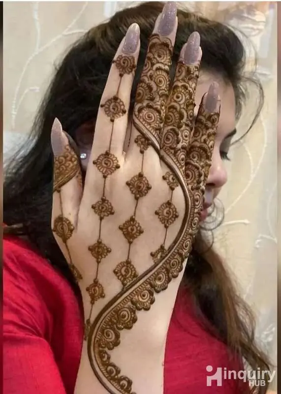 Khushbu Mehandi Artist
