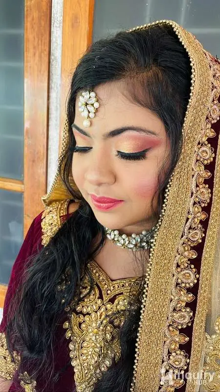 Makeover Aneesa