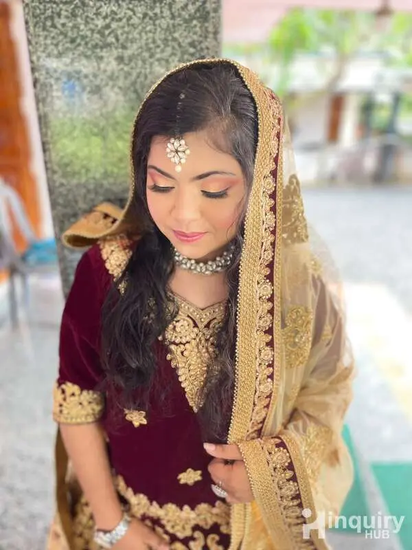 Makeover Aneesa