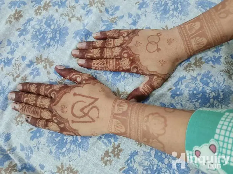Ifra Mehendi