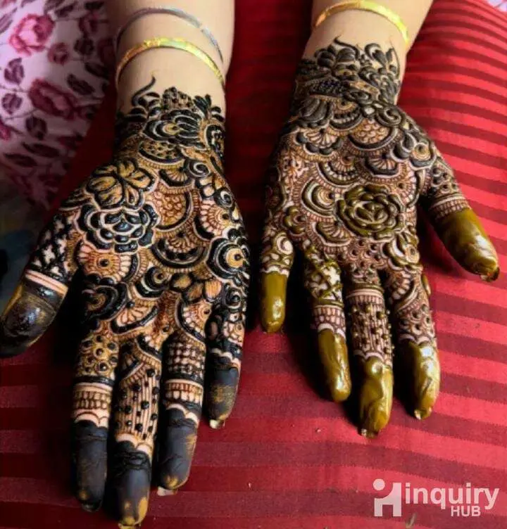 Heena Veda Mehndi Artist