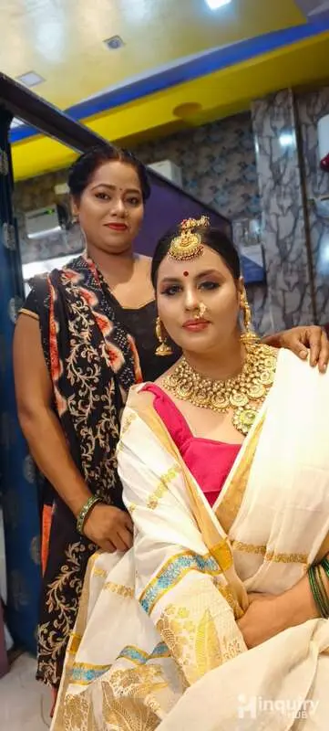 Moni Makeup Academy