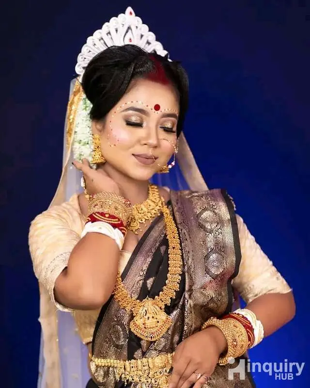 Sujatahari Mekup Artist