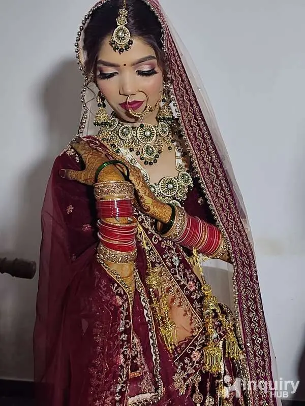 Heenu Makeup Artist