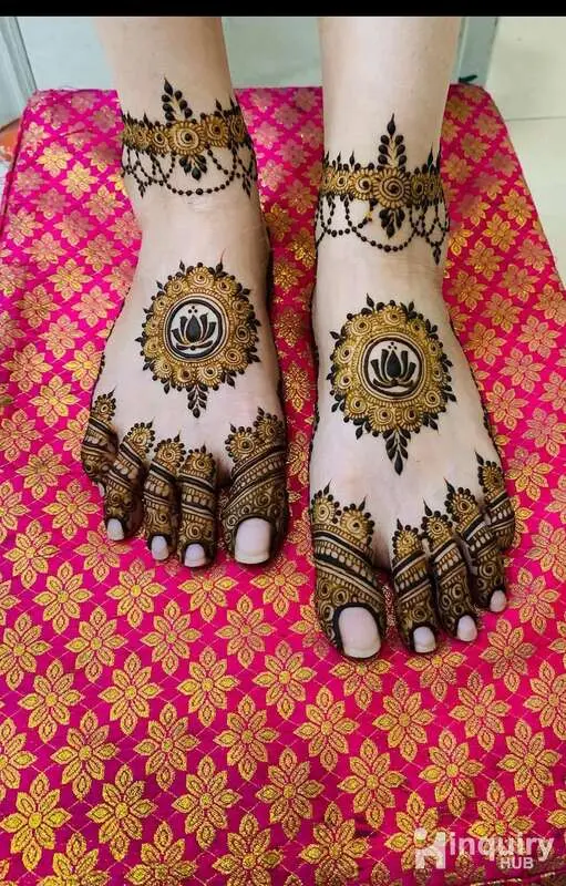 Nusrath Mehndi Artist