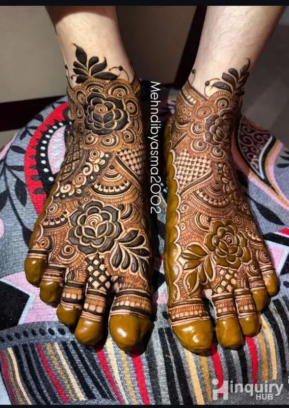 Nusrath Mehndi Artist