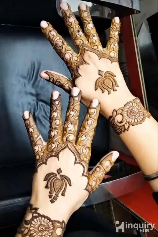 Mehndiartist