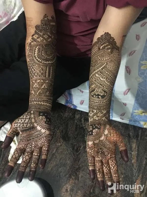 Nazrin Mehndi Artist