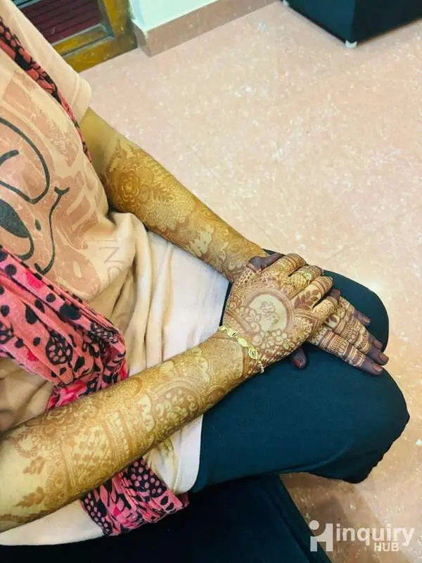Nazrin Mehndi Artist