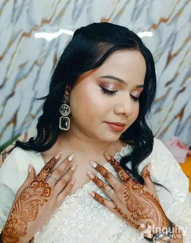 Uniq Makeover And Beauty Salon