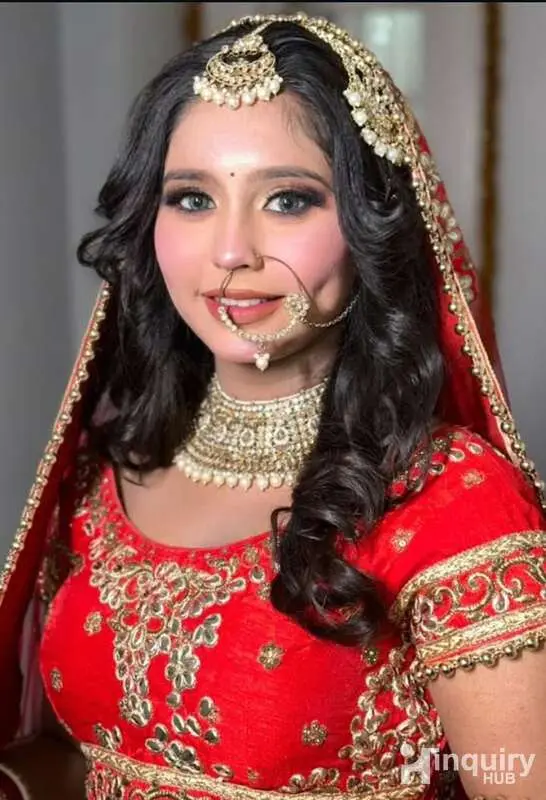 Uniq Makeover And Beauty Salon