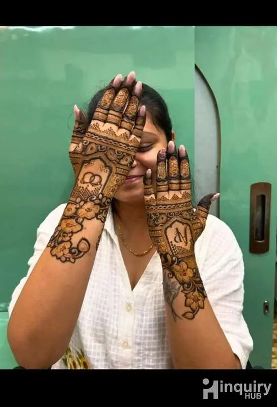 Mehendi Art By Avni