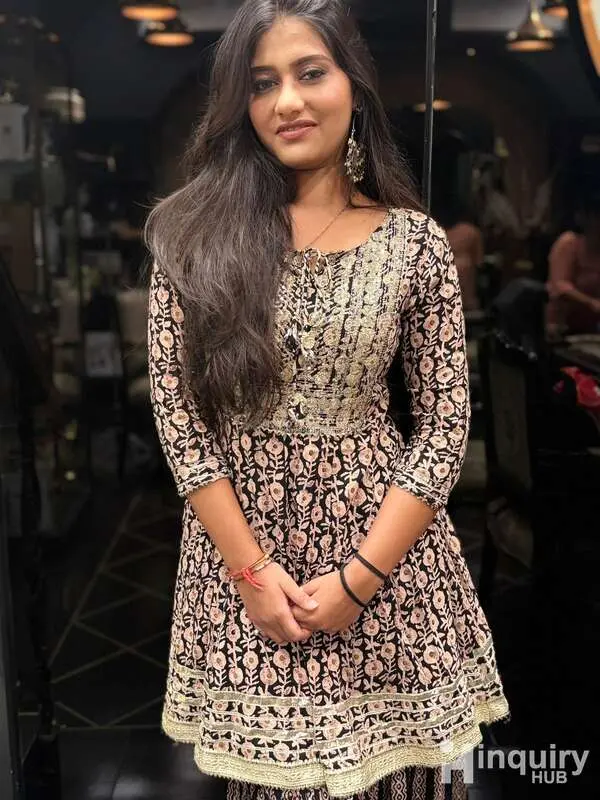 Sneha Pretty Art