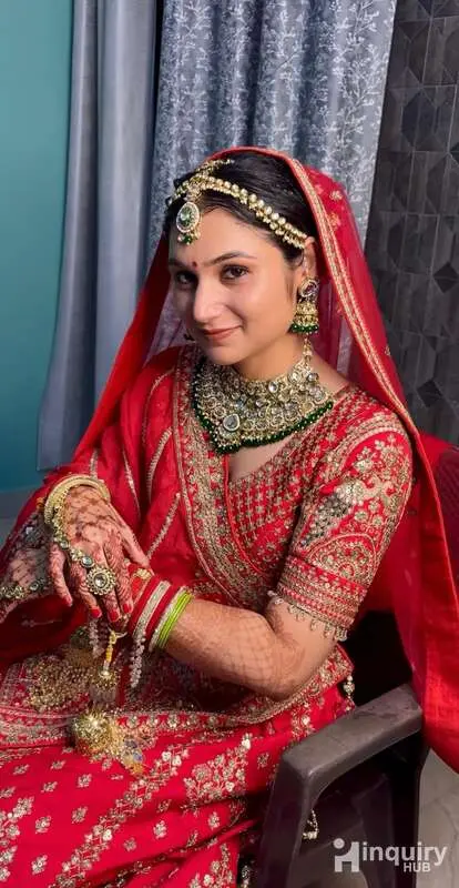 Pooja Makeouvers