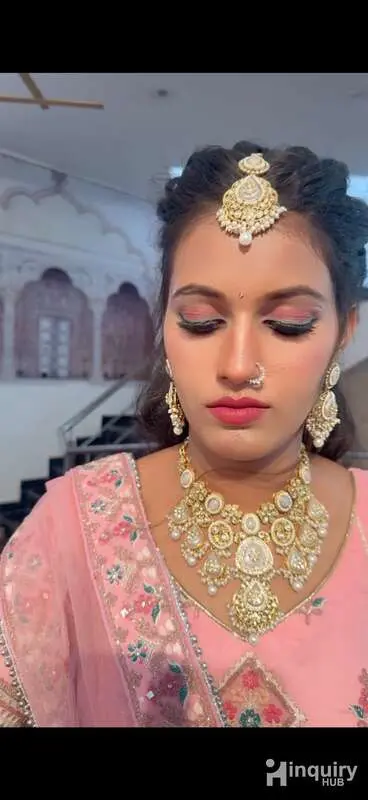 Inarra Glowy By Preeti Singh
